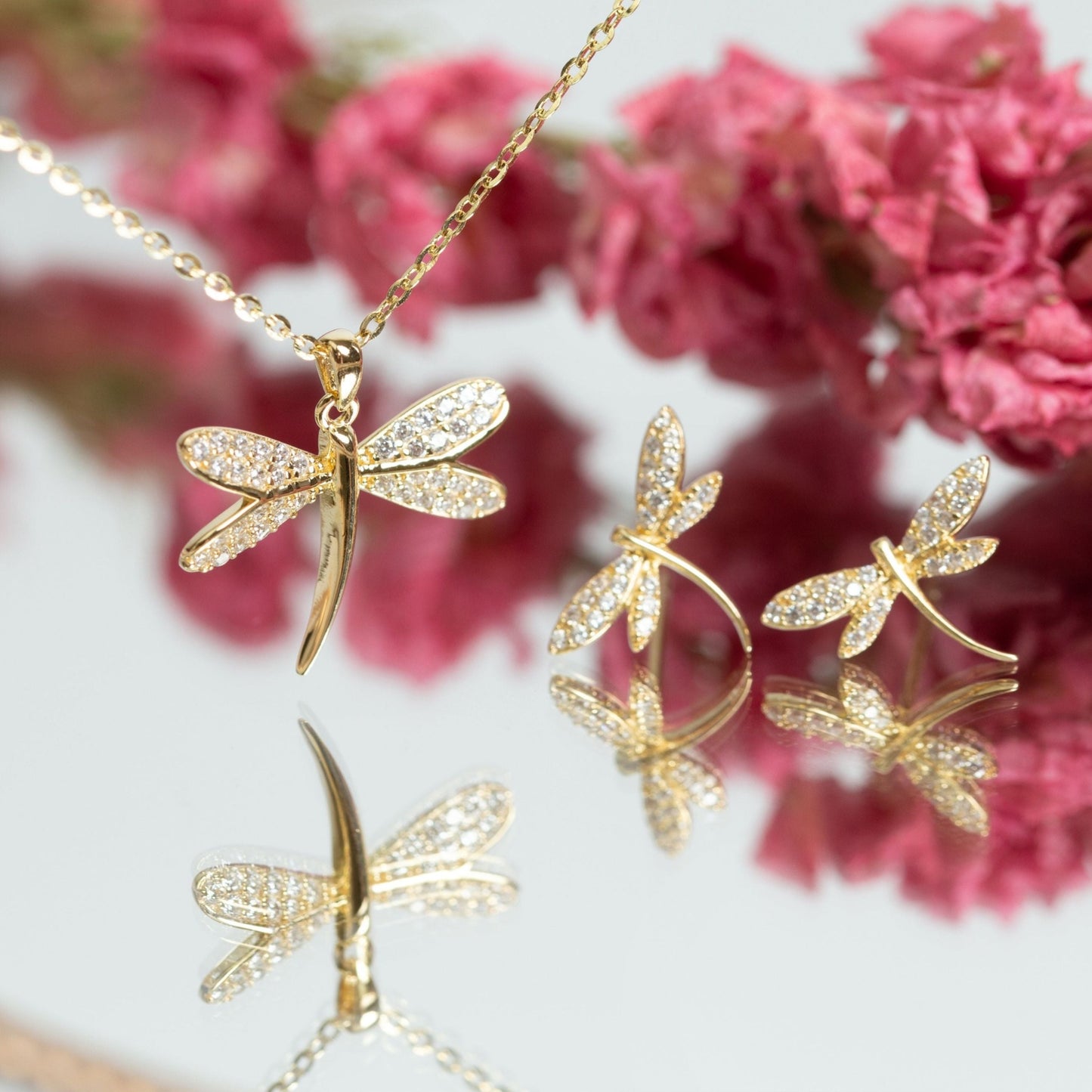 Dragonfly Earrings Gold