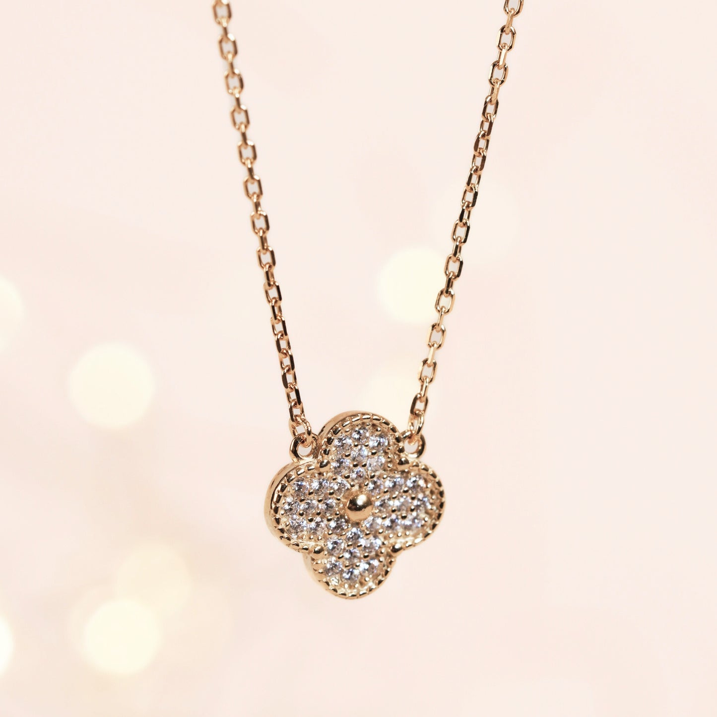 Clover Necklace l Gold & Silver