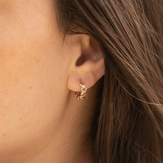 Chain Link Huggie Earrings l Gold & Silver
